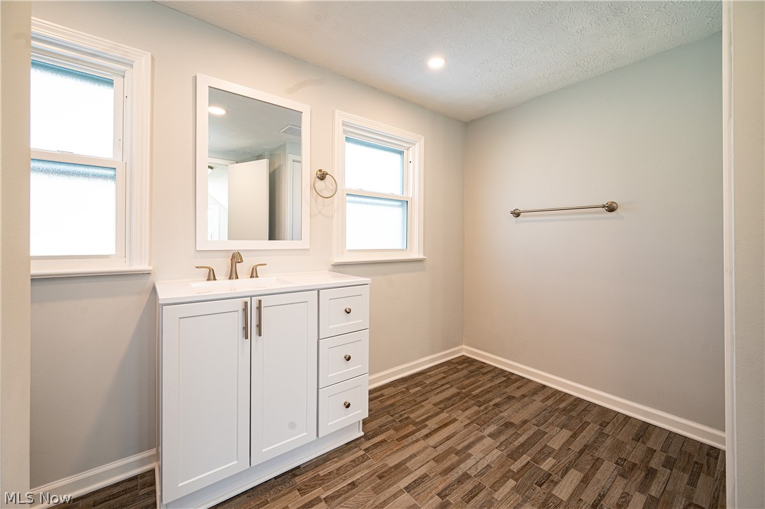 1269 East Miner Road Mayfield Heights, OH 44124 - Photo 14 of 21