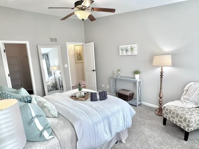 $325,000 | 2321 Meadows Lane, Round Lake Beach, IL 60073