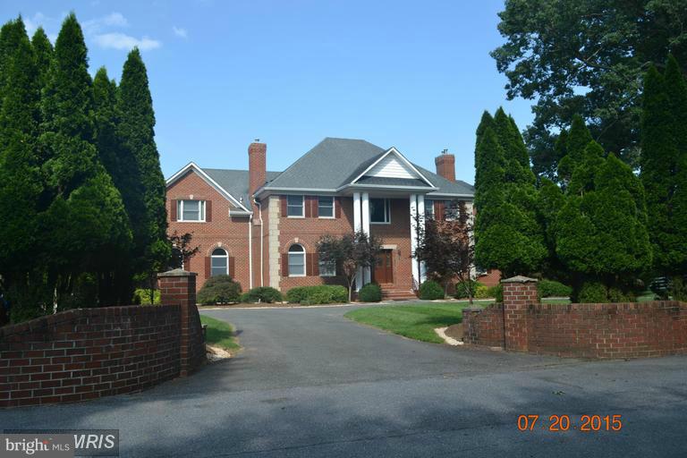 12801 Travilah Road Potomac, MD 20854 - Photo 1 of 30 Exterior (Front)