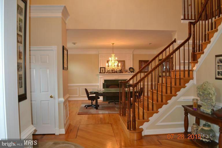 12801 Travilah Road Potomac, MD 20854 - Photo 17 of 30 Interior (General)