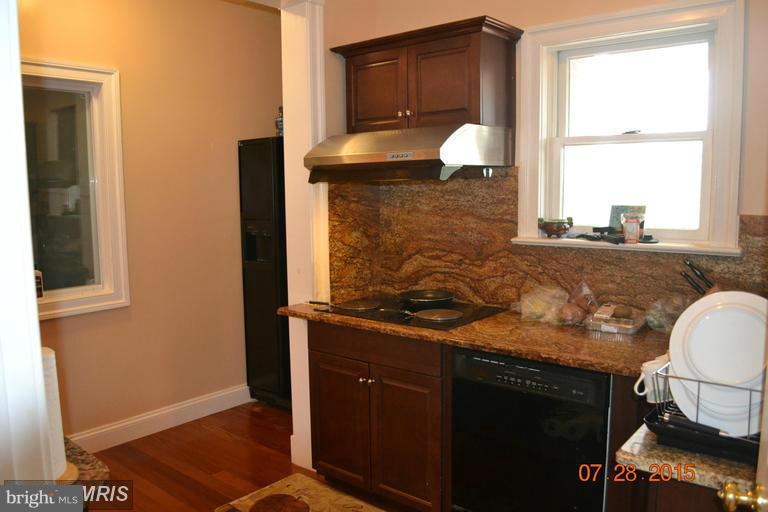12801 Travilah Road Potomac, MD 20854 - Photo 20 of 30 Kitchen