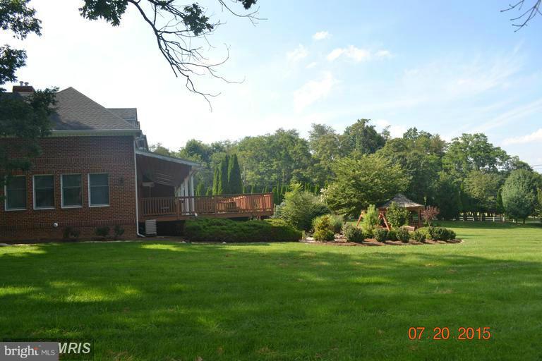 12801 Travilah Road Potomac, MD 20854 - Photo 10 of 30 View