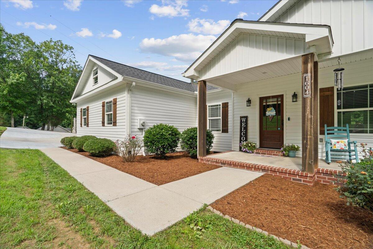1604 Houston Valley Road Ringgold, GA 30736 - Photo 32 of 35 04-DAV05410