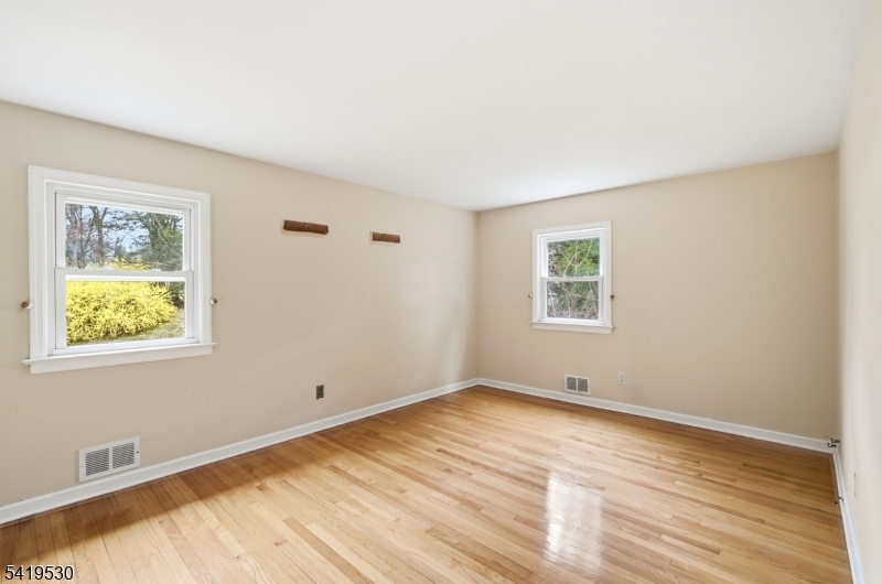 4 Briarcliff Road Morris Plains, NJ 07950 - Photo 18 of 30