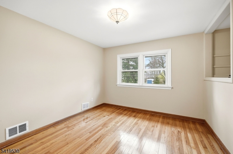 4 Briarcliff Road Morris Plains, NJ 07950 - Photo 19 of 30