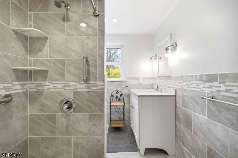 4 Briarcliff Road Morris Plains, NJ 07950 - Photo 23 of 30