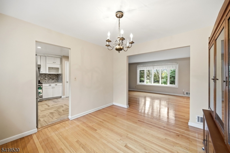 4 Briarcliff Road Morris Plains, NJ 07950 - Photo 8 of 30