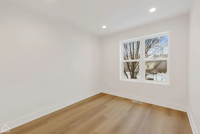 $544,500 | 5508 West Chicago Avenue, Chicago, IL 60651