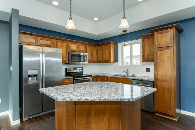 $400,000 | 5077 Ridgeview Drive Northwest, Rochester, MN 55901