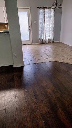 1107 Par Four San Antonio, TX 78221 - Photo 9 of 21