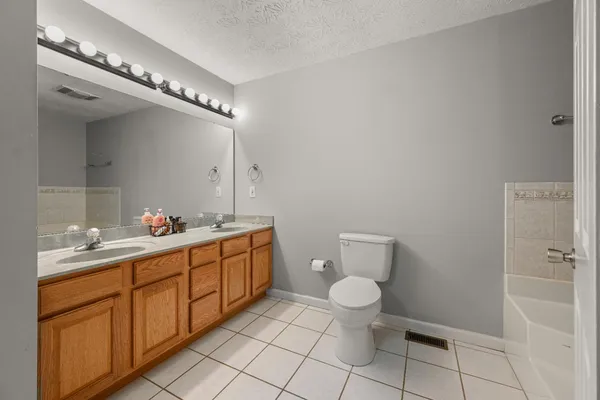 $410,000 | 11791 McCrearys Ridge Road, Florence, IN 47020