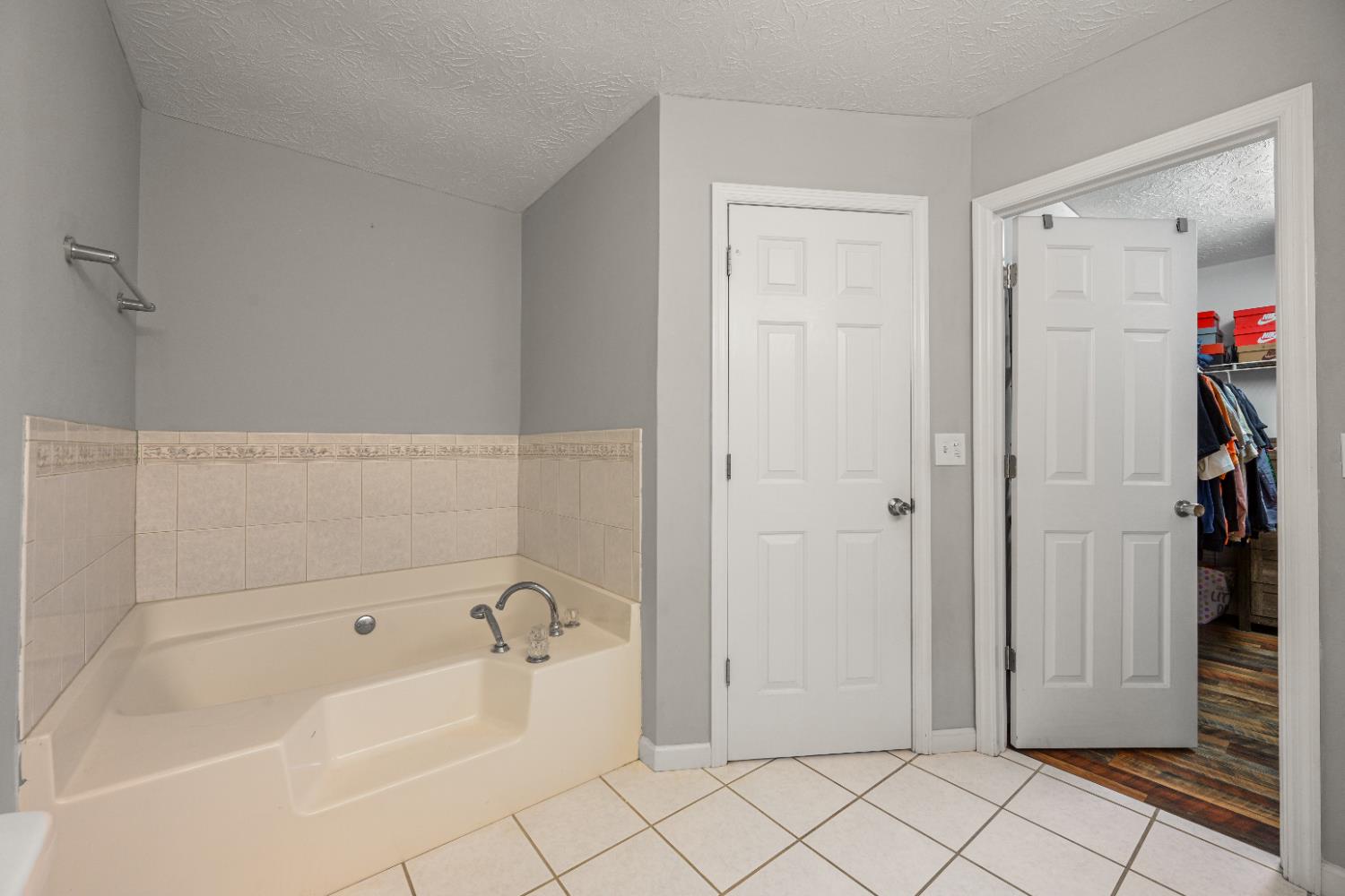 11791 McCrearys Ridge Road Florence, IN 47020 - Photo 22 of 43