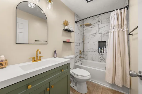 $410,000 | 11791 McCrearys Ridge Road, Florence, IN 47020