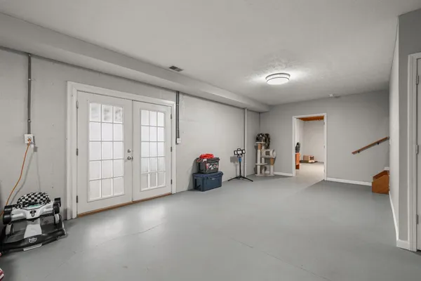 $410,000 | 11791 McCrearys Ridge Road, Florence, IN 47020