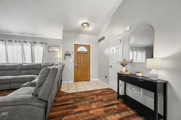 $410,000 | 11791 McCrearys Ridge Road, Florence, IN 47020