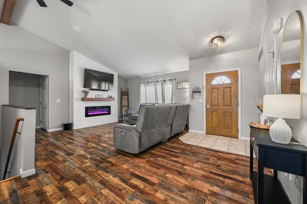 $410,000 | 11791 McCrearys Ridge Road, Florence, IN 47020