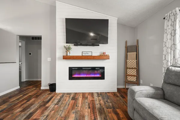 $410,000 | 11791 McCrearys Ridge Road, Florence, IN 47020