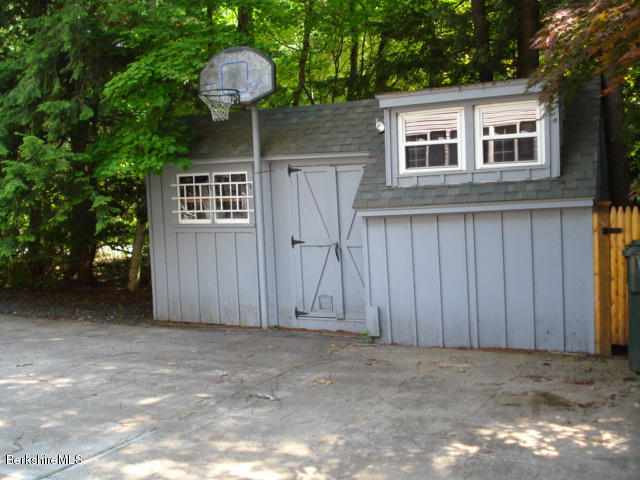 86 Pine Knoll Road Lenox, MA 01240 - Photo 19 of 21 86 Pine Knoll Shed 018