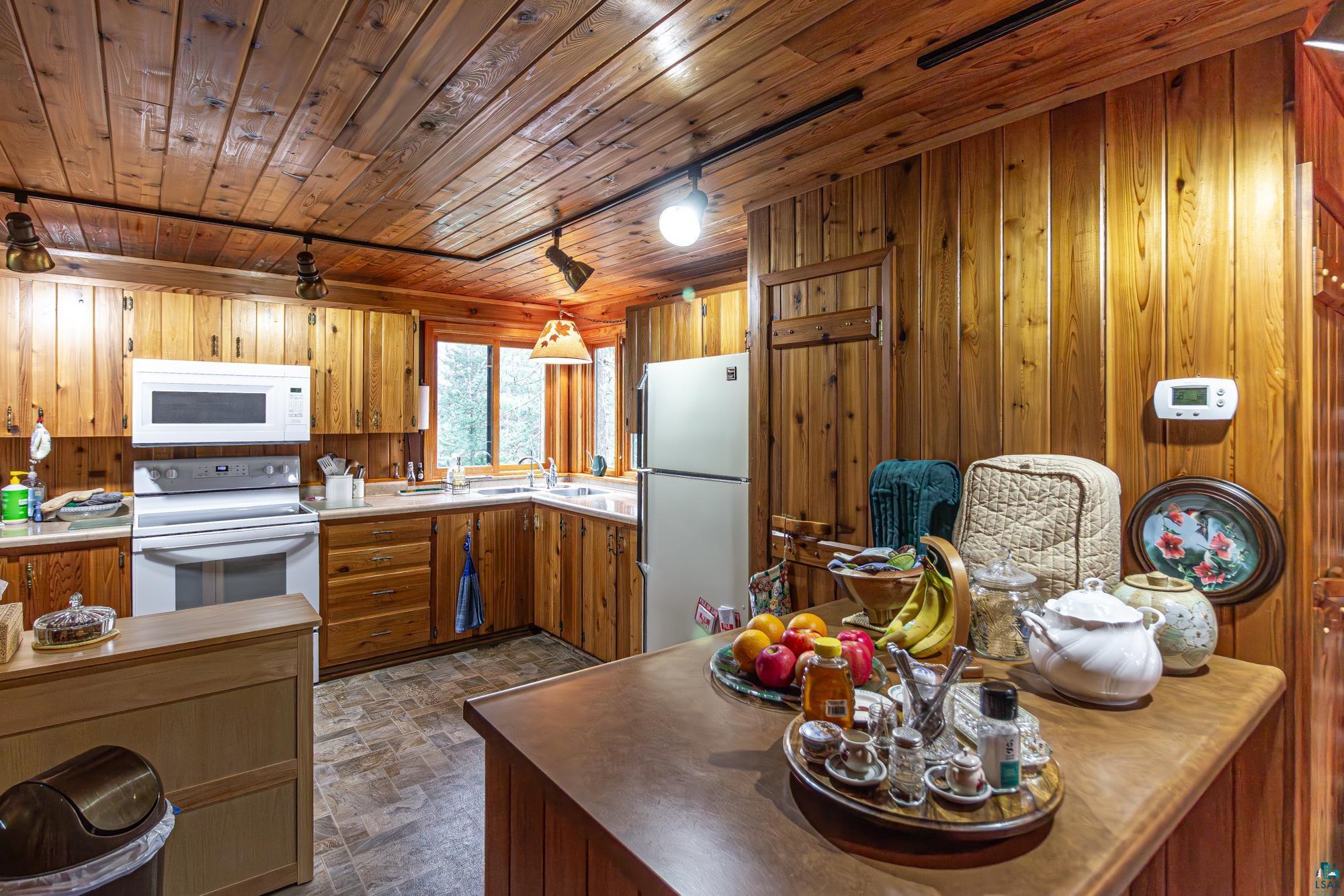 1347 Walsh Road Ely, MN 55731 - Photo 9 of 94