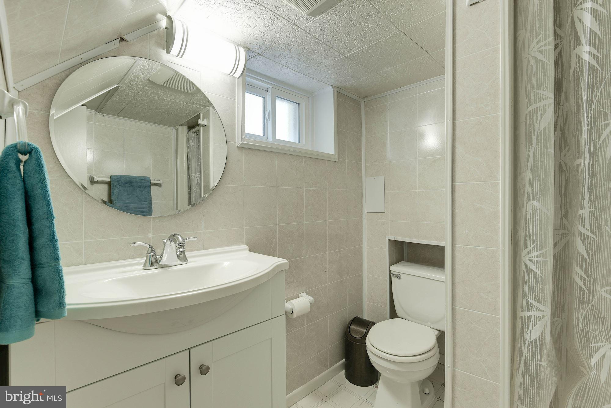 5919 10th Road North Arlington, VA 22205 - Photo 20 of 30 Bath