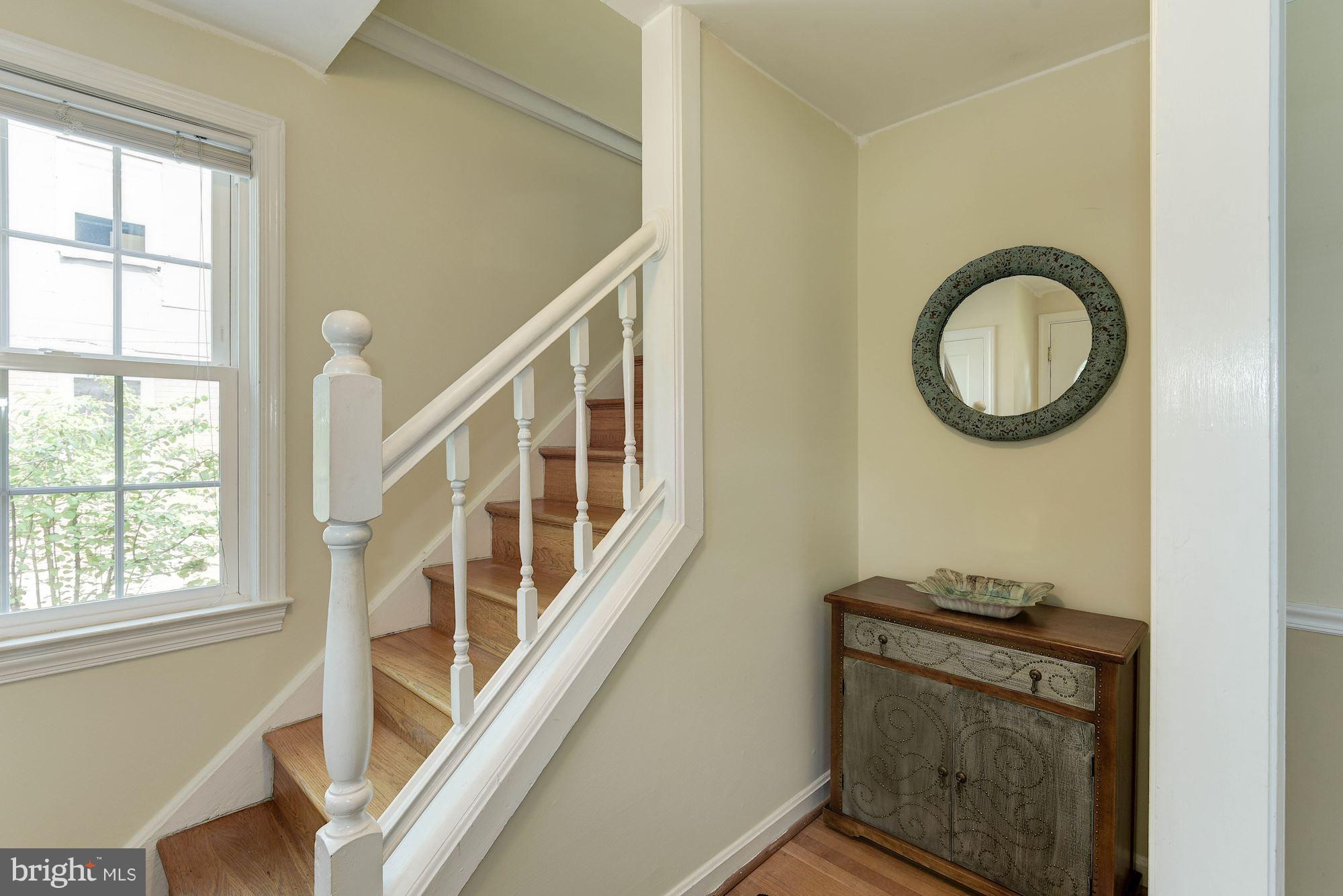5919 10th Road North Arlington, VA 22205 - Photo 3 of 30 Interior (General)
