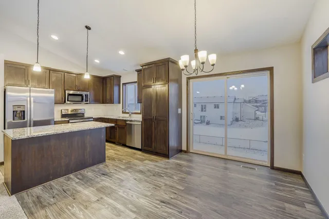 $414,900 | 3656 236th Lane Northwest, St. Francis, MN 55070