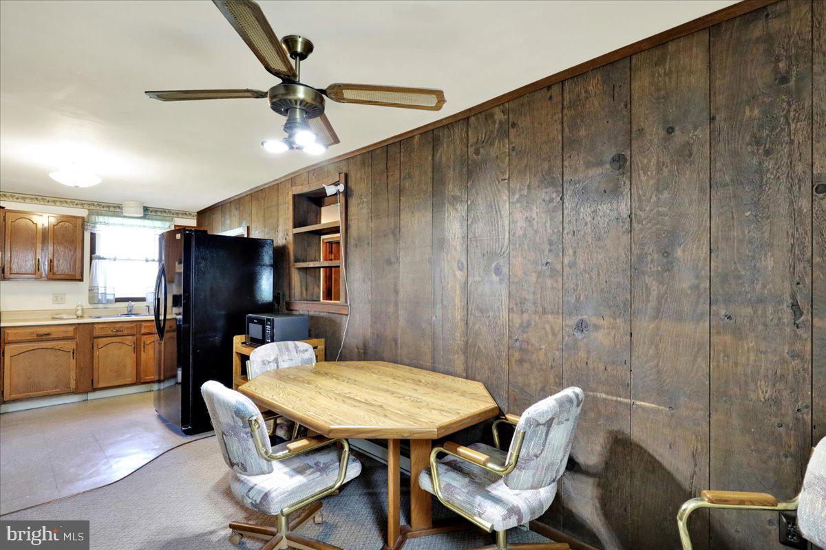 1908 Washington Avenue Lititz, PA 17543 - Photo 15 of 32 Dining area view 2