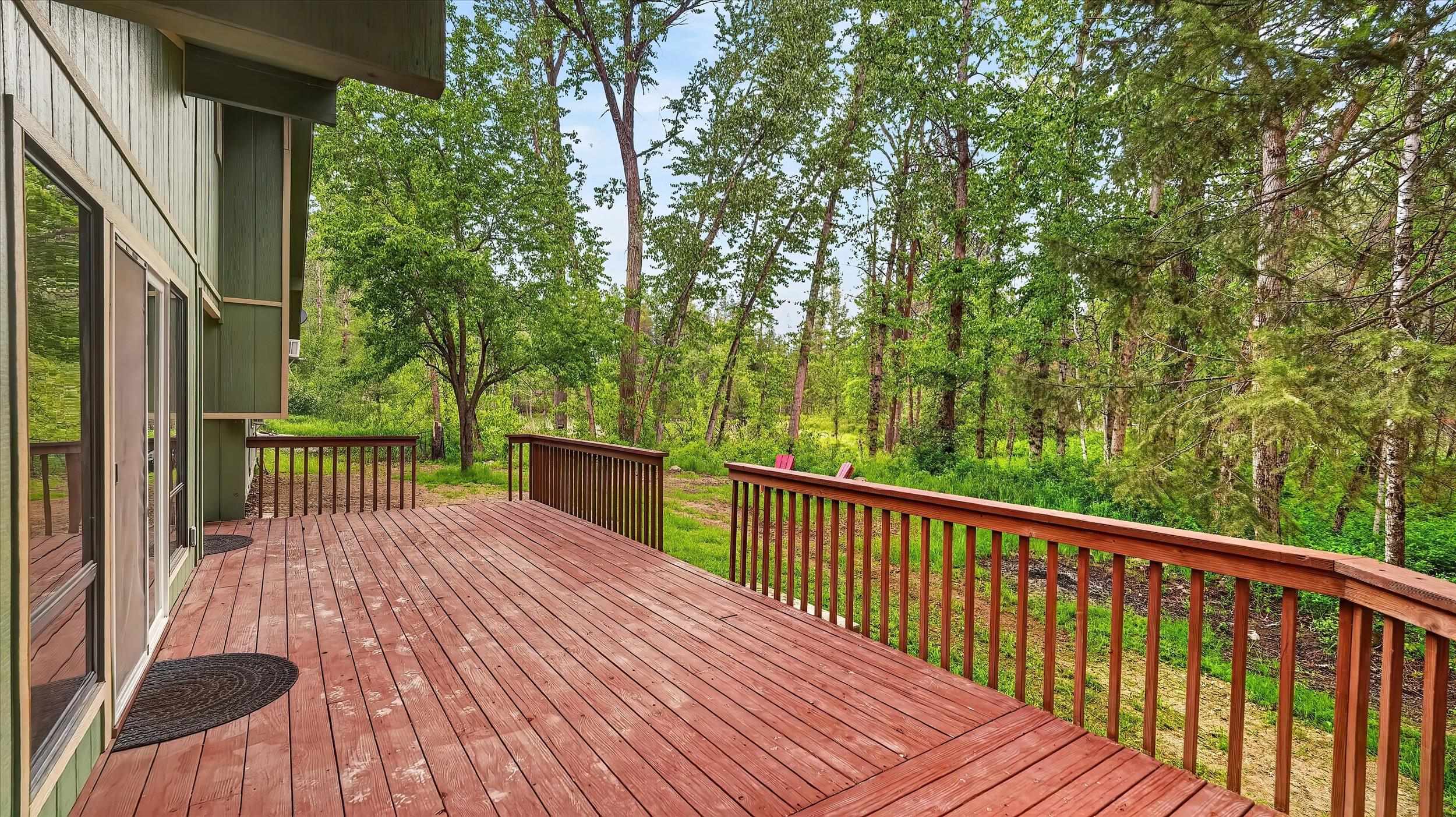 23311 North Crescent Road Chattaroy, WA 99003 - Photo 7 of 48