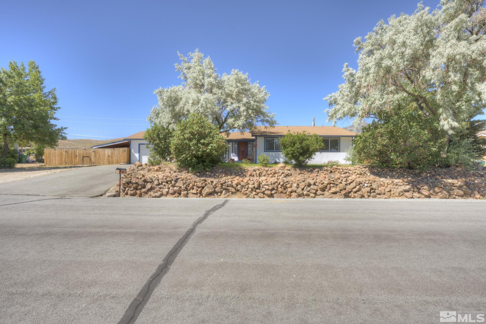 8440 Mohawk Lane Reno, NV 89506 - Photo 3 of 39 Photo 3