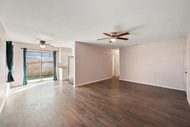 $415,000 | 700 West 3rd Avenue, Corsicana, TX 75110