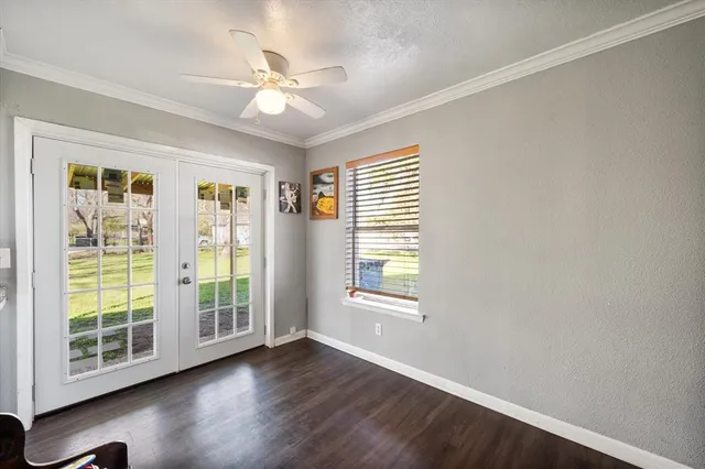 $415,000 | 700 West 3rd Avenue, Corsicana, TX 75110