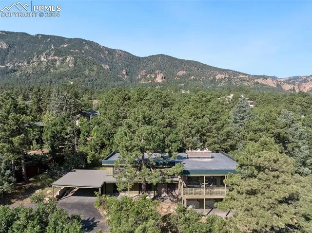 $819,000 | 526 Penrose Boulevard, Colorado Springs, CO 80906