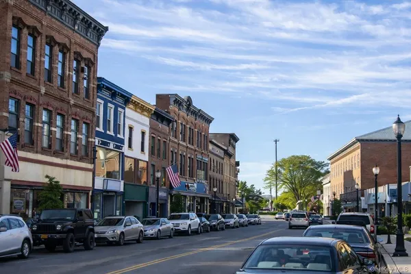 $1,700 | 39 Church Street, Unit 4, Port Jervis, NY 12771