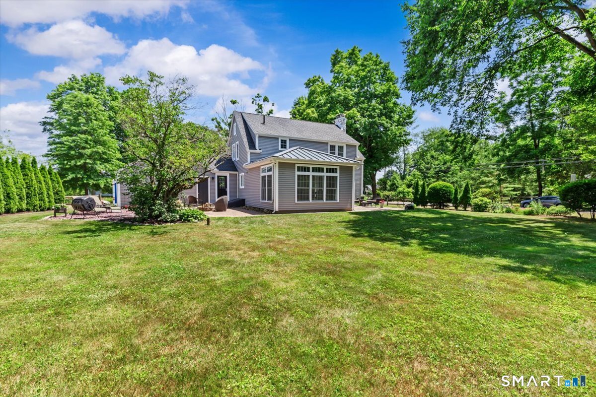 255 Mountain Road West Hartford, CT 06107 - Photo 33 of 38