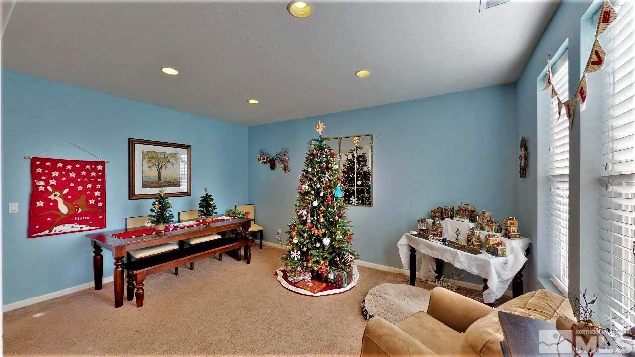 2248 Isabella Drive Sparks, NV 89434 - Photo 3 of 22 a living room with furniture and a couch
