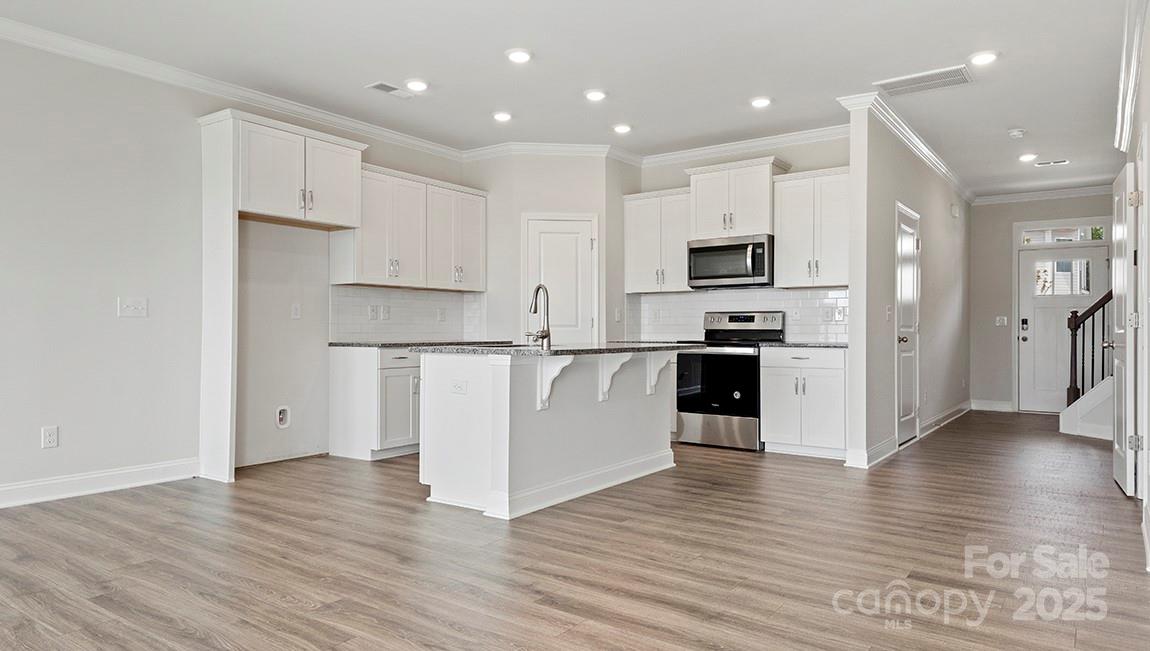 322 Creekview Road Hendersonville, NC 28792 - Photo 8 of 23 Gallery Image 8