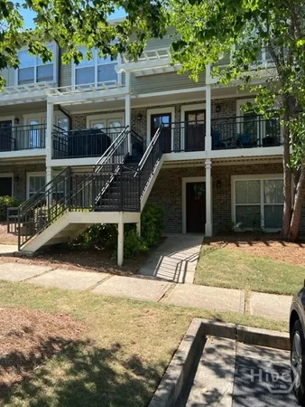 $268,500 | 490 South Barnett Shoals Road, Unit 229, Athens, GA 30605