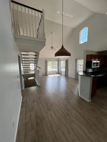 $2,100 | 1589 Southeast Pomeroy Street, Stuart, FL 34997