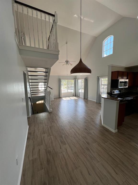 1589 Southeast Pomeroy Street Stuart, FL 34997 - Photo 3 of 27