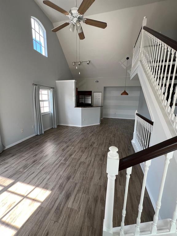 1589 Southeast Pomeroy Street Stuart, FL 34997 - Photo 4 of 27