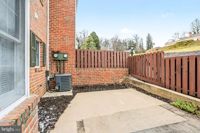 $289,900 | 185 Wyntre Brooke Drive, York, PA 17403