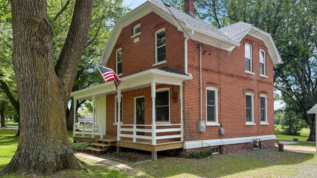 237490 Allen Street Athens, WI 54411 - Photo 2 of 39