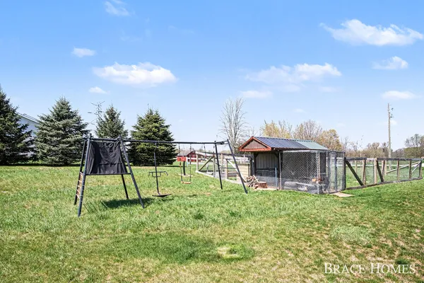$639,900 | 3414 144th Avenue, Dorr, MI 49323