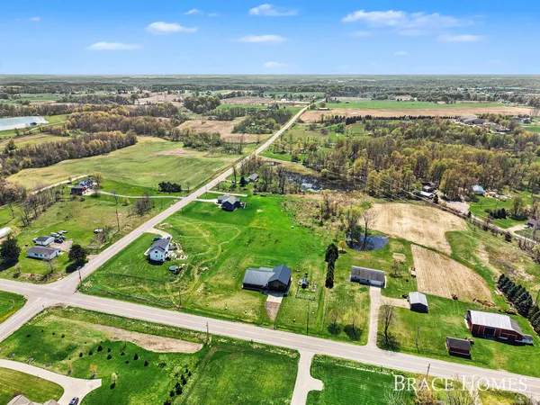 $639,900 | 3414 144th Avenue, Dorr, MI 49323