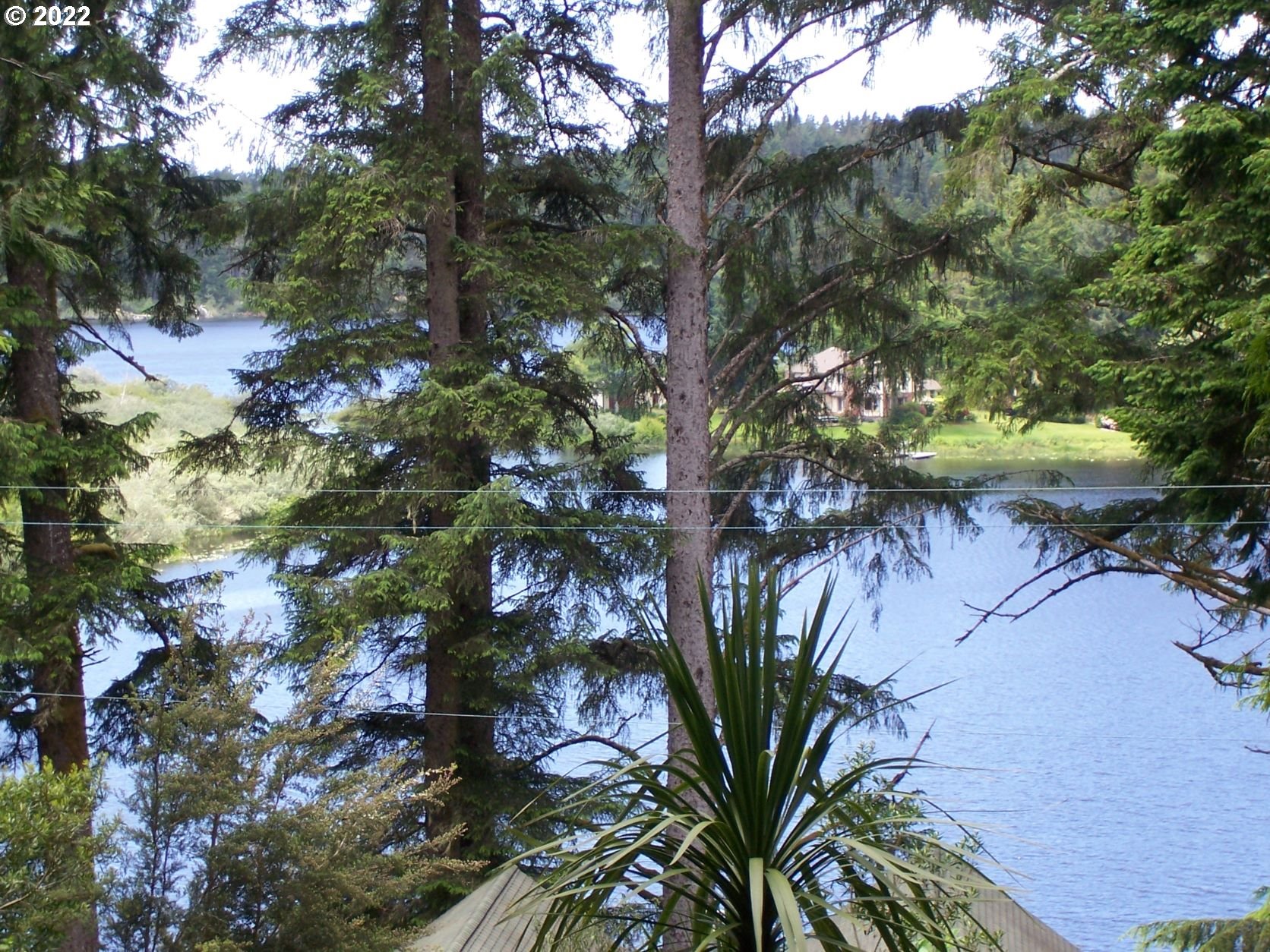 89193 Sutton Lake Road Florence, OR 97439 - Photo 2 of 28 Gallery Image 2