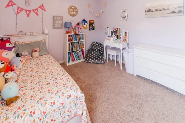 $330,000 | 6938 La Christa Way, Knoxville, TN 37921