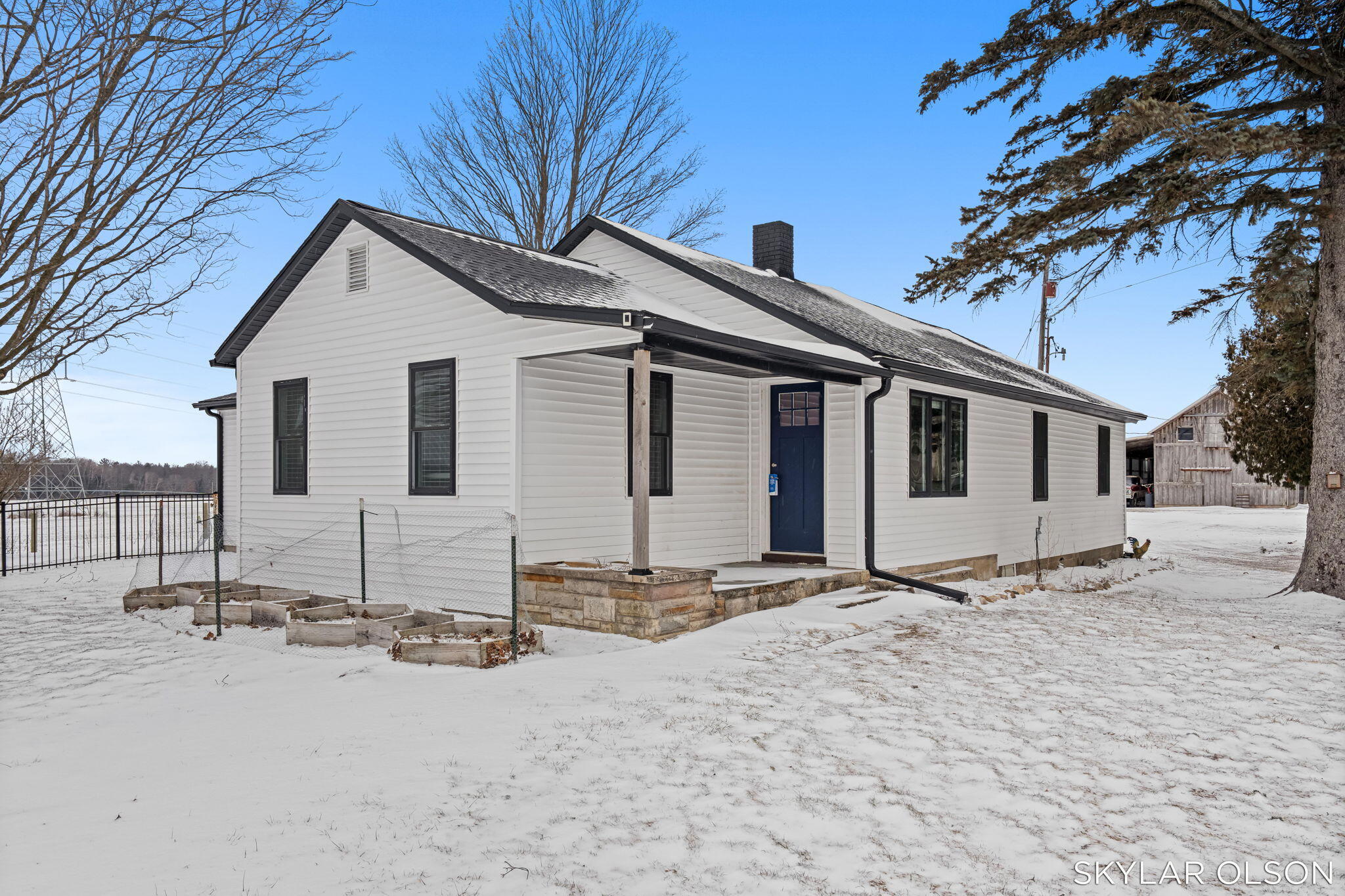 8900 Cleveland Road Hesperia, MI 49421 - Photo 2 of 87 1-web-or-mls-0267