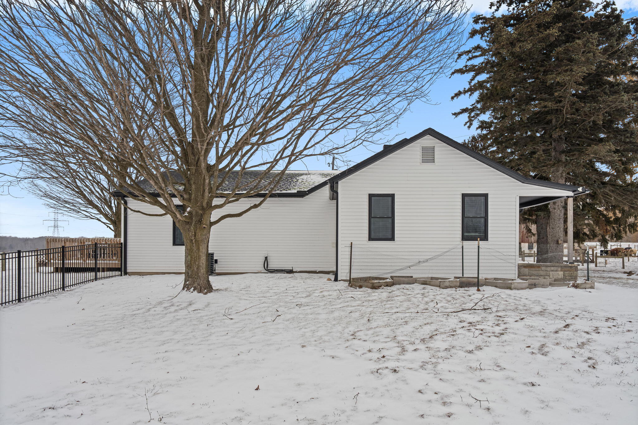 8900 Cleveland Road Hesperia, MI 49421 - Photo 4 of 87 3-web-or-mls-0270