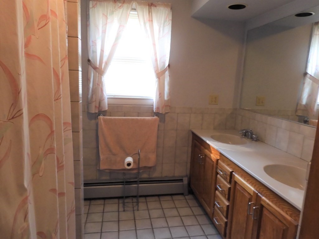 18 Stadium Road Methuen, MA 01844 - Photo 21 of 35 Gallery Image 21