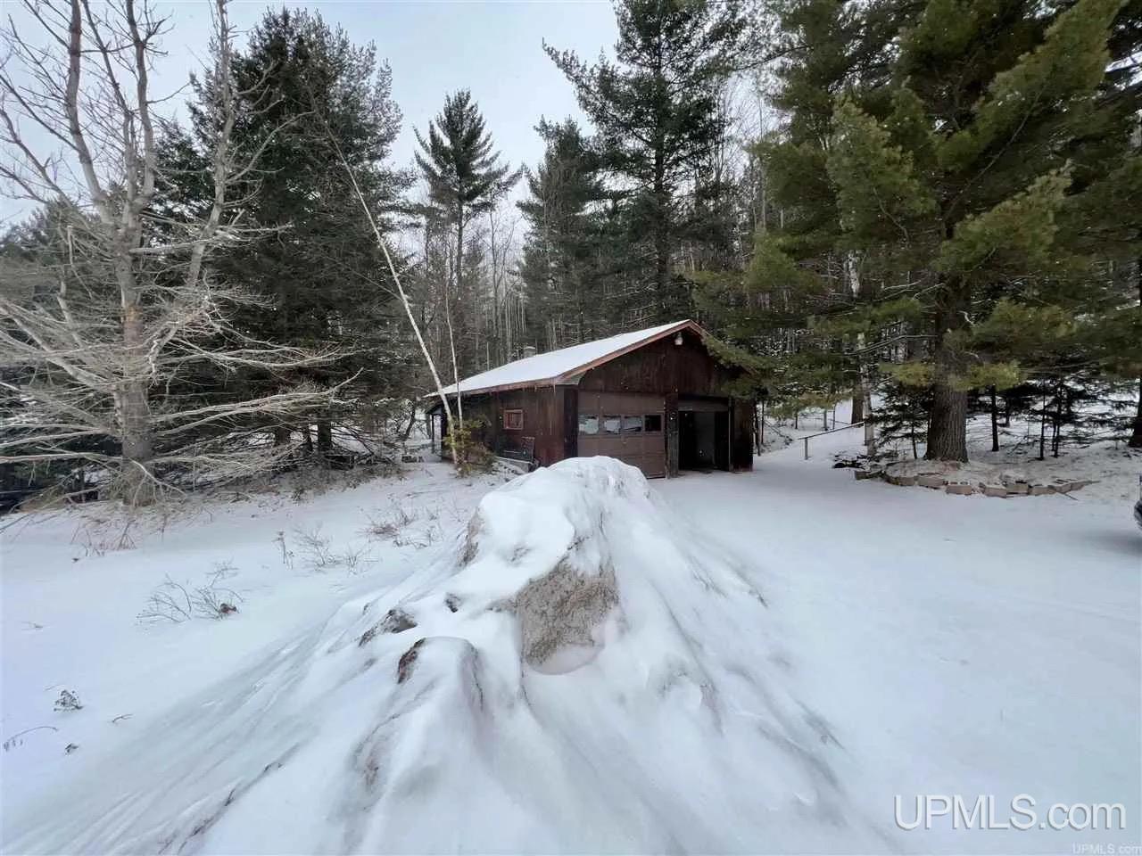 111 Armstrong Lake Road Crystal Falls, MI 49920 - Photo 41 of 49 Gallery Image 41